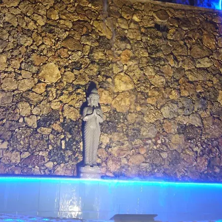 Hotel Sky World By Flogeri World 4*